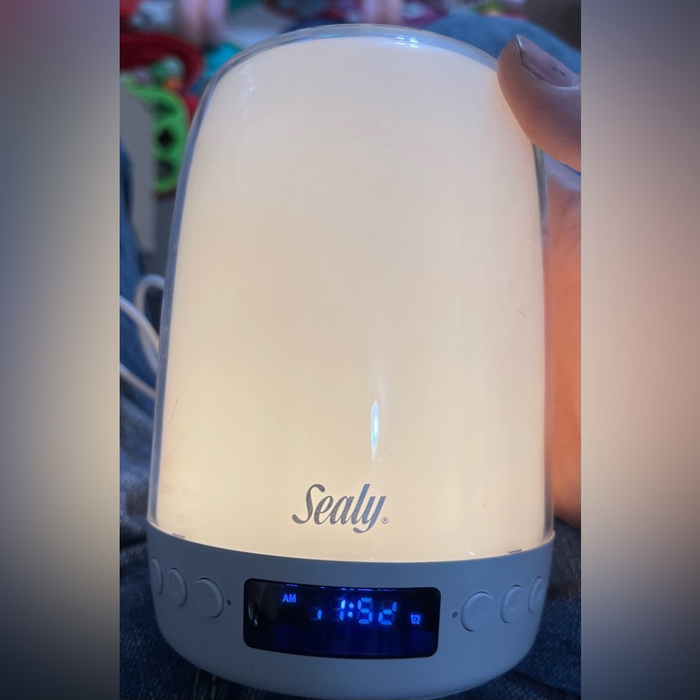 Sealy Night Light